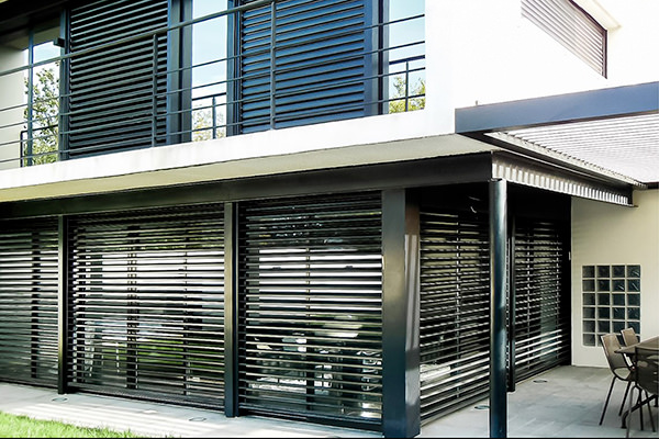 brises soleil orientables Griesser